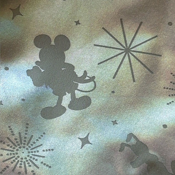 Disney 100th Anniversary Silver Holographic Stretch Skorts Bow Accent Girls 7/8 - Picture 9 of 10